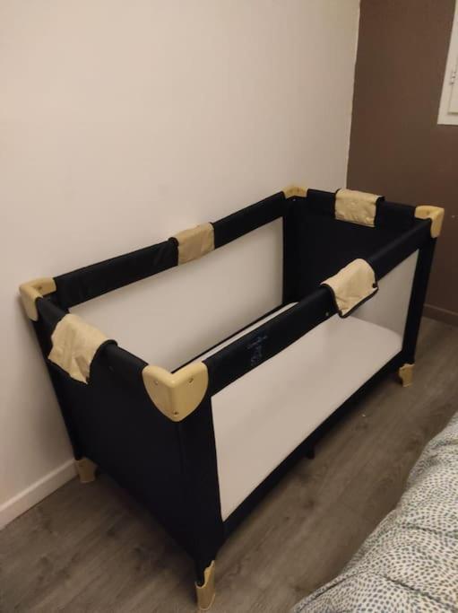 City & Cosy, Lyon Charcot- Wifi - Lave Linge - Balcon - Parking 외부 사진